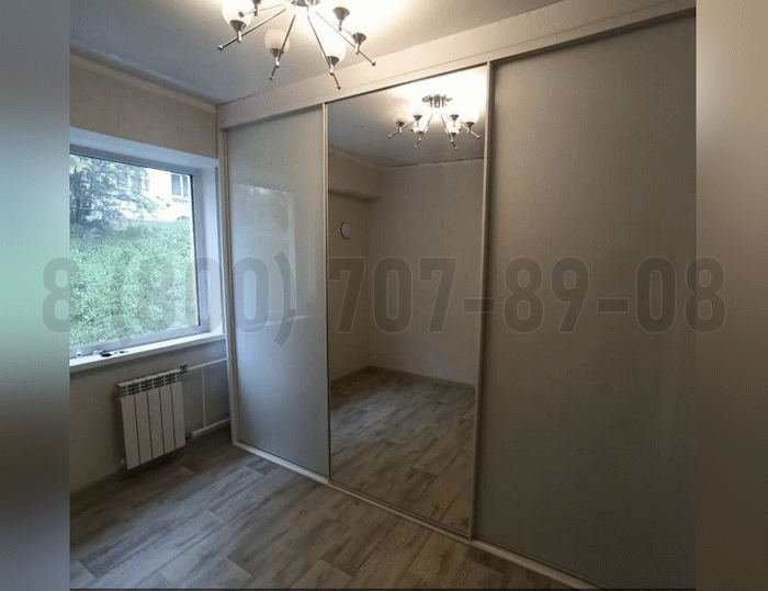 Шкаф серого цвета в Королёве